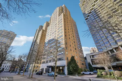 220 W Rittenhouse Sq #8B, Philadelphia, PA 19103