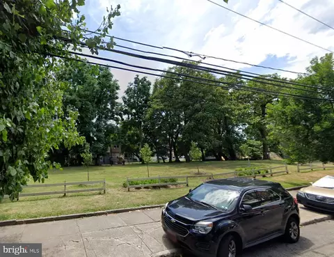 3916 Brown St, Philadelphia, PA 19104
