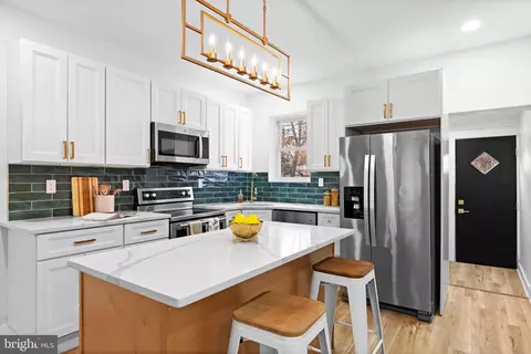 5725 Hunter St, Philadelphia, PA 19131