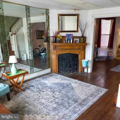 2015 S 57th St, Philadelphia, PA 19143