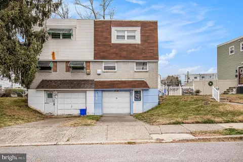 811 Lawler St, Philadelphia, PA 19116
