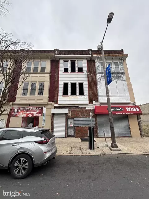19 N 60th St, Philadelphia, PA 19139
