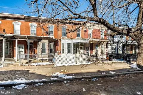 1737 W Juniata St, Philadelphia, PA 19140