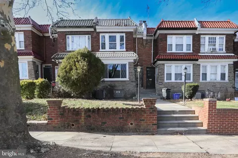7444 Briar Rd, Philadelphia, PA 19138