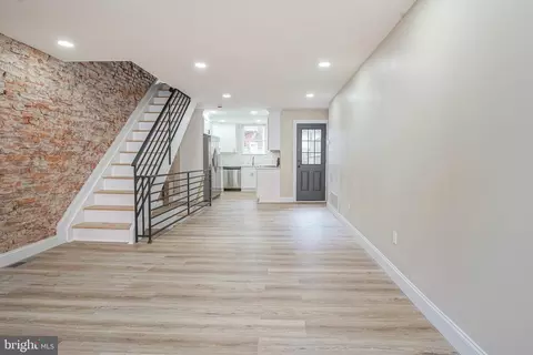 2042 Sigel St, Philadelphia, PA 19145