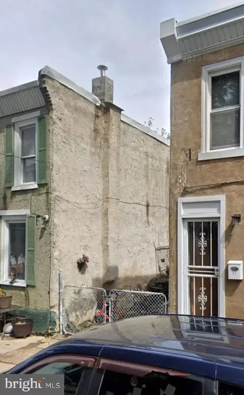 54 Earlham St, Philadelphia, PA 19144