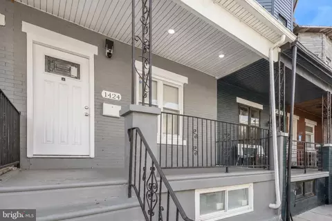 1424 S Vogdes St, Philadelphia, PA 19143
