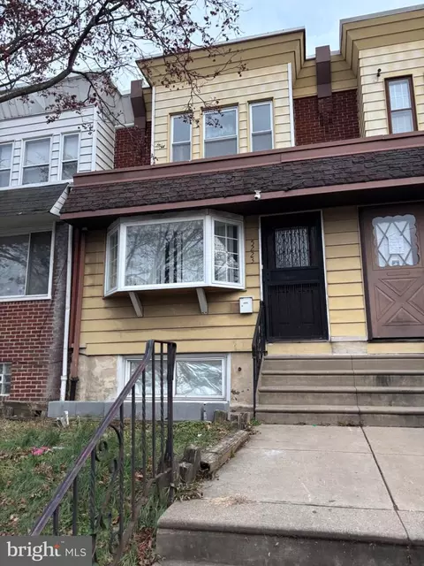 5223 Sylvester St, Philadelphia, PA 19124
