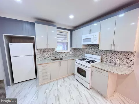 236 Kenilworth Ave, Philadelphia, PA 19120
