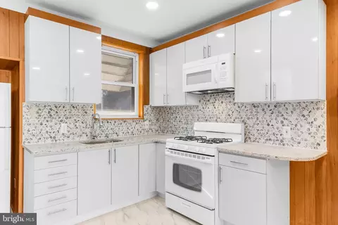 236 Kenilworth Ave, Philadelphia, PA 19120