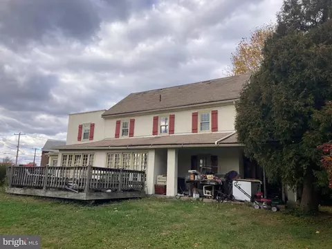 6800 Oxford Ave, Philadelphia, PA 19111