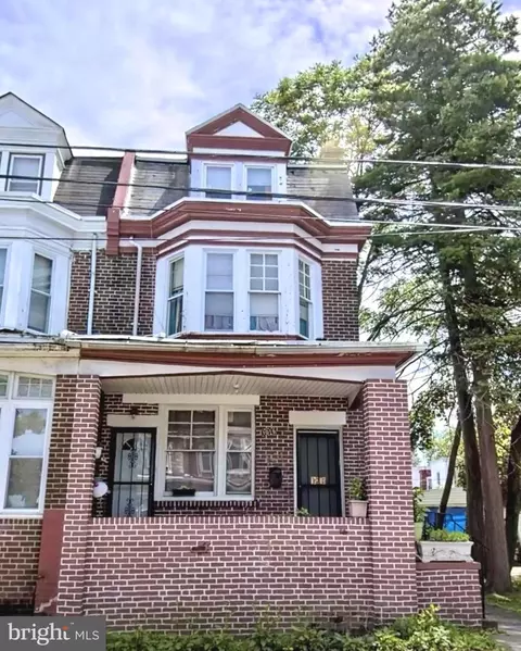 1016 W Duncannon Ave, Philadelphia, PA 19141