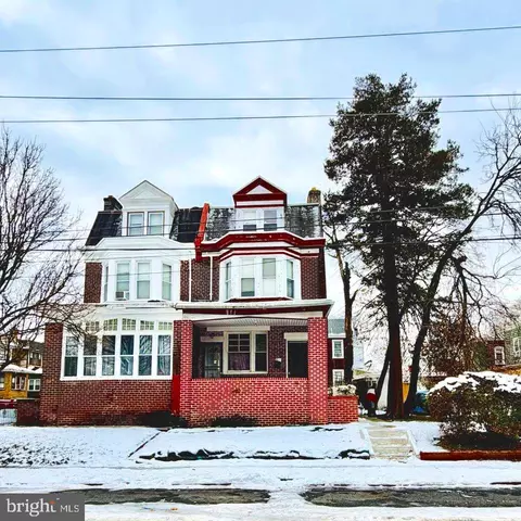 1016 W Duncannon Ave, Philadelphia, PA 19141