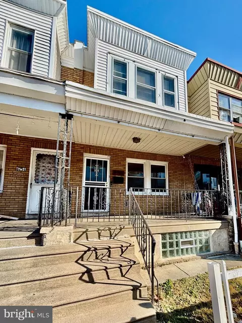 4753 Oakmont St, Philadelphia, PA 19136