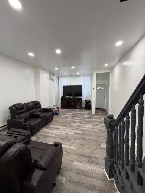 2019 Elkhart St, Philadelphia, PA 19134
