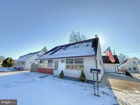 2830 Nightingale Rd, Philadelphia, PA 19154