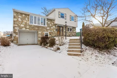 444 Woodhaven Ter, Philadelphia, PA 19116