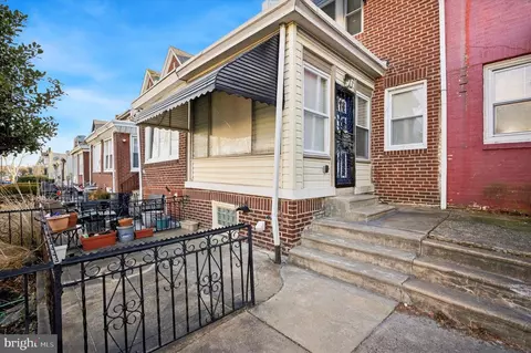 5722 Florence Ave, Philadelphia, PA 19143
