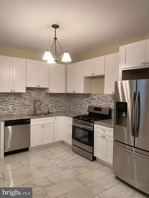 619 N 56th St, Philadelphia, PA 19131