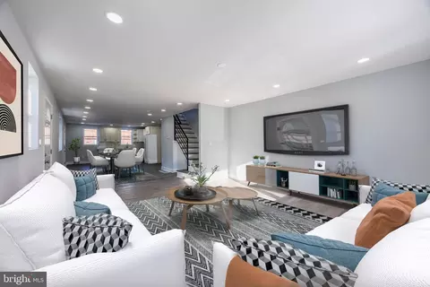 905 E Mcpherson St, Philadelphia, PA 19150