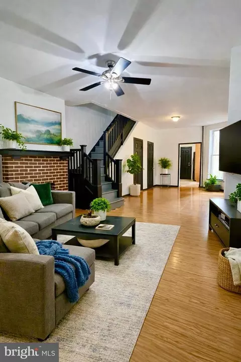 6114 Master St, Philadelphia, PA 19151
