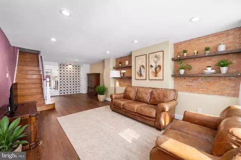 2568 Memphis St, Philadelphia, PA 19125