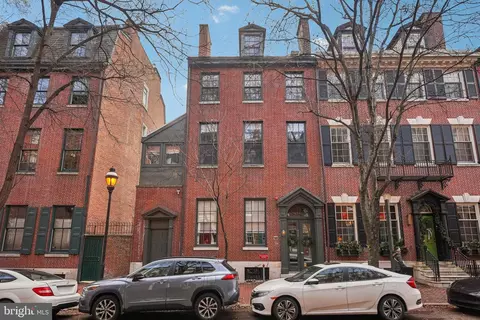 920 Clinton St #3R, Philadelphia, PA 19107