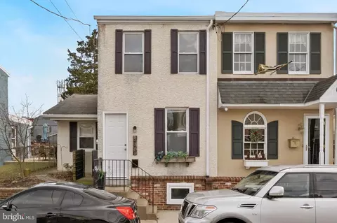 453 Parker Ave, Philadelphia, PA 19128