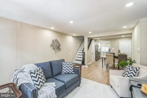 416 Dudley St, Philadelphia, PA 19148