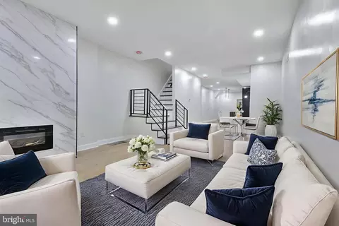 3009 W Oxford St, Philadelphia, PA 19121