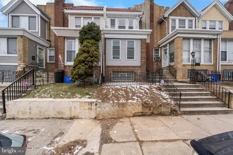 6714 N Smedley St, Philadelphia, PA 19126