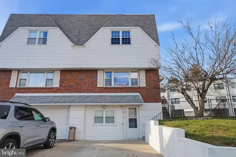 8942 Haven Pl, Philadelphia, PA 19152