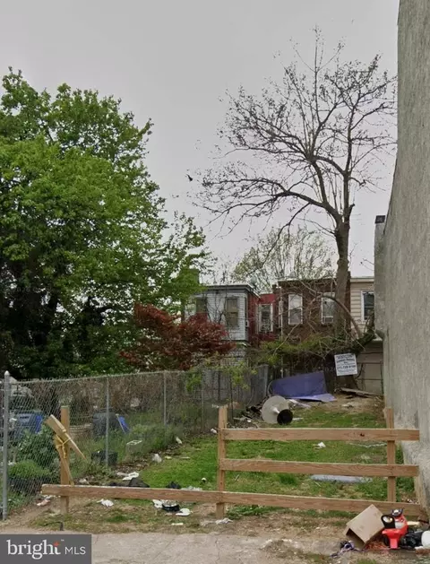 2404 N 17th St, Philadelphia, PA 19132