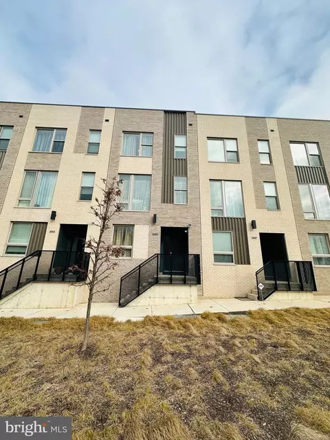 3005 Schirra Ln, Philadelphia, PA 19125