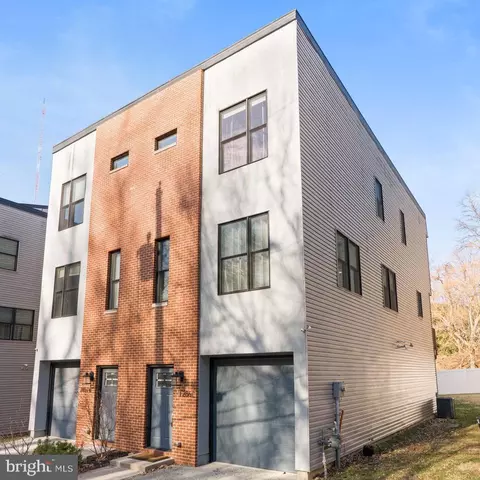 286 Parker Ave #C, Philadelphia, PA 19128