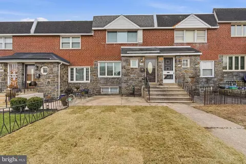 3728 W Country Club Rd, Philadelphia, PA 19131