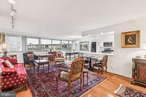 2401 Pennsylvania Ave #3B21, Philadelphia, PA 19130