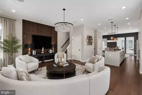3200 Parkview Walk, Philadelphia, PA 19125