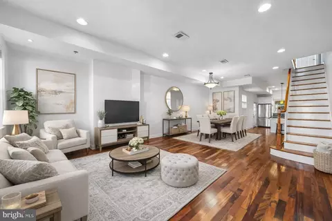 3173 Belgrade St, Philadelphia, PA 19134