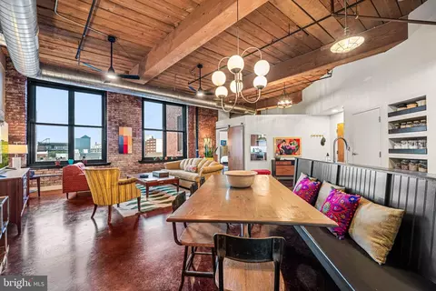 1147 N 53 N 4th St #5B, Philadelphia, PA 19123