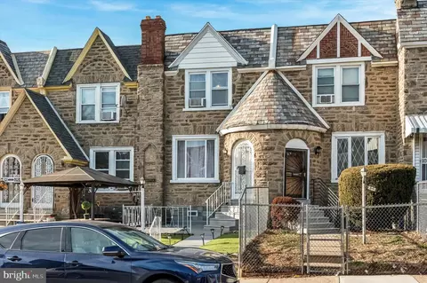 1639 Mohican St, Philadelphia, PA 19138