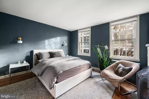 2035 Rittenhouse Sq, Philadelphia, PA 19103