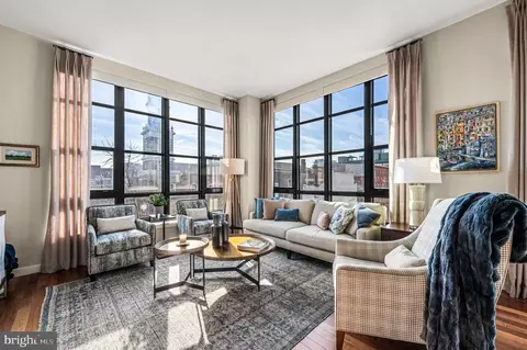 319 Vine St #411, Philadelphia, PA 19106