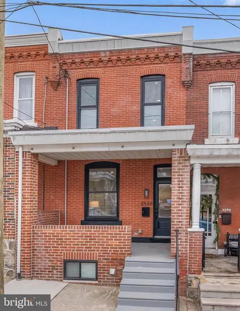 3538 New Queen St, Philadelphia, PA 19129