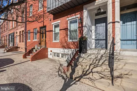 1627 Fairmount Ave #B, Philadelphia, PA 19130