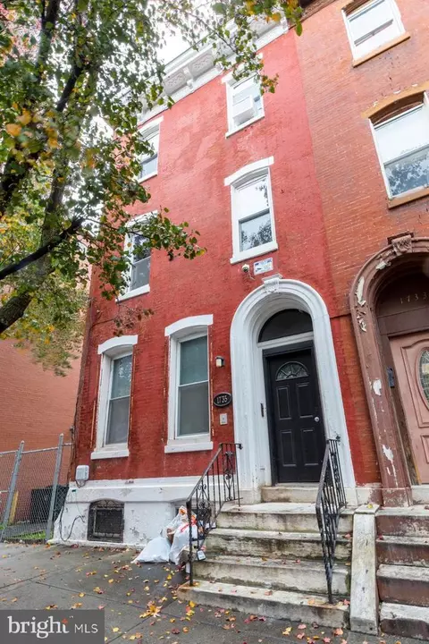 1735 W Oxford St, Philadelphia, PA 19121