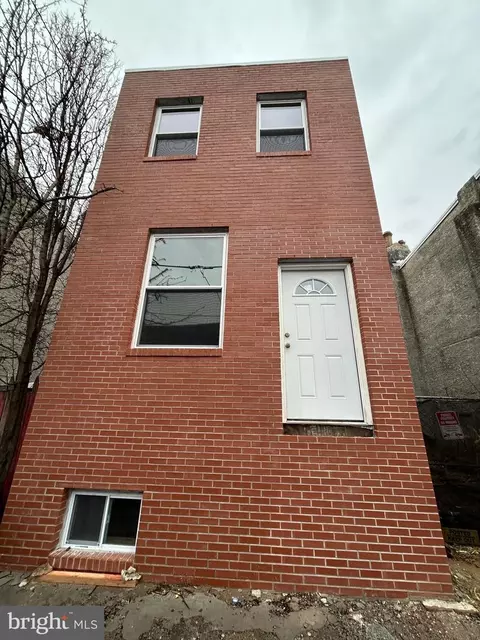 2029 E Auburn St, Philadelphia, PA 19134