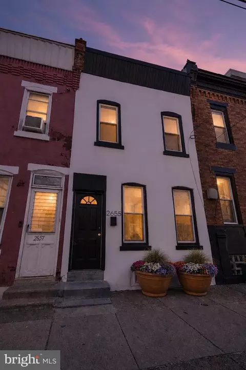 2655 Cedar St, Philadelphia, PA 19125