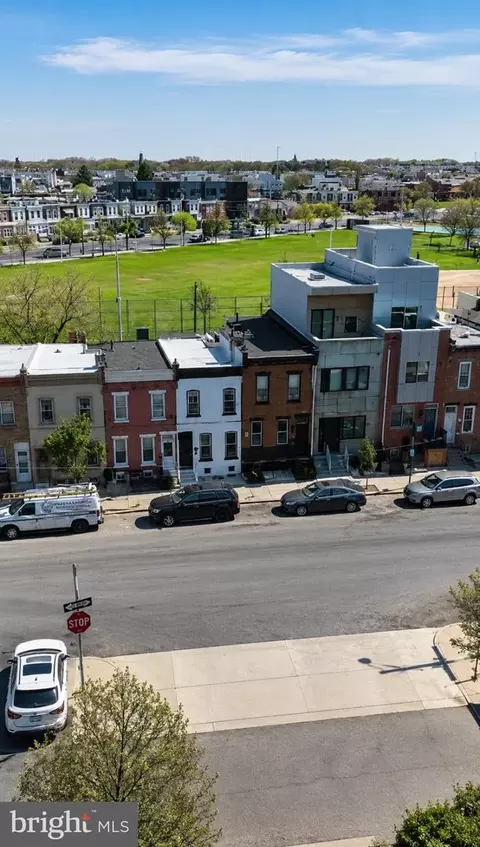 2655 Cedar St, Philadelphia, PA 19125