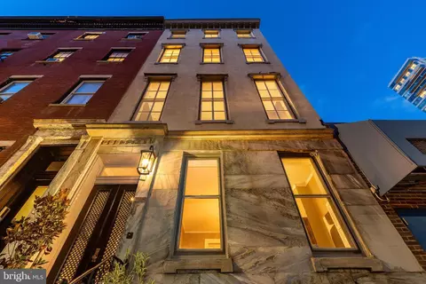 1805 Spruce St, Philadelphia, PA 19103